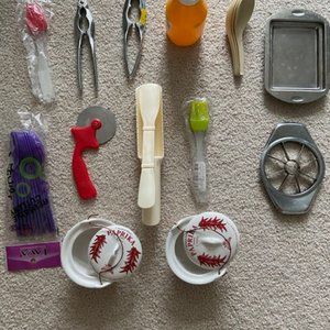 -Kitchen tool pizza cutter stain less steel apple corer & butter dish nut cutter